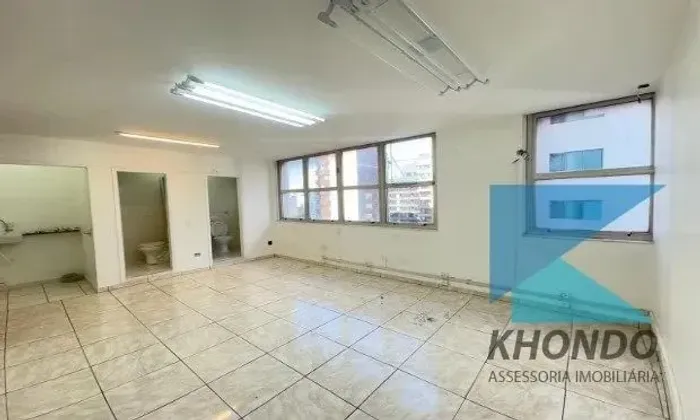 Sala comercial ao lado da Av. Paulista/Rebouças