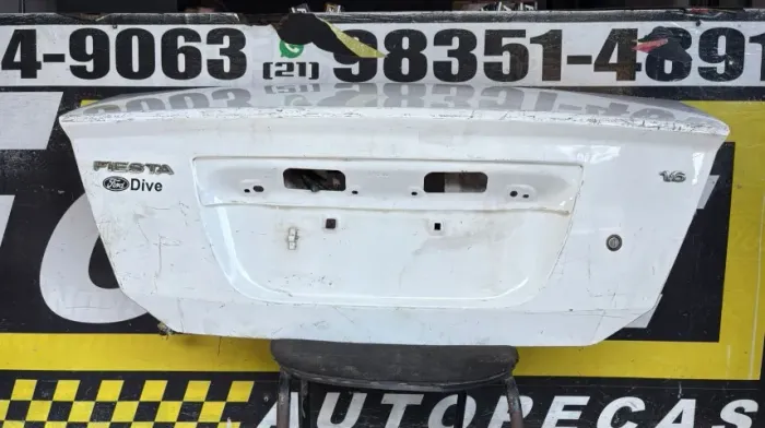 Tampa de mala Ford Fiesta Sedan
