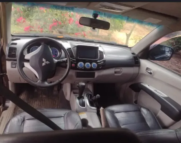 Mitsubishi L200 Triton HPE 3.2 CD TB Int.diesel AUT 2008