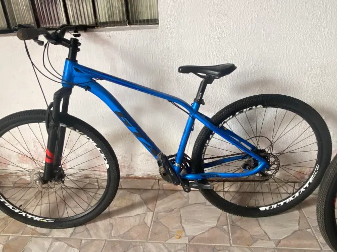 Bicicleta aro 29 GTA azul 