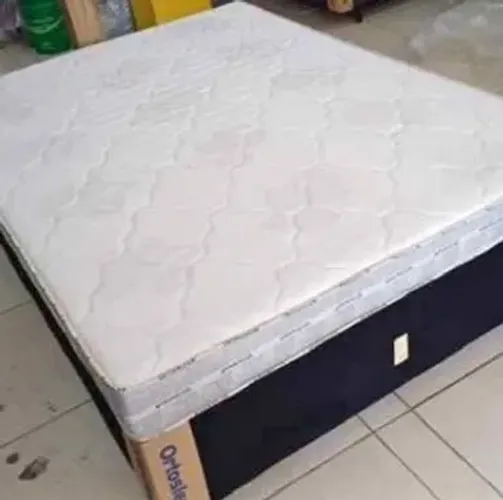 Cama box Colchão D33 Nova