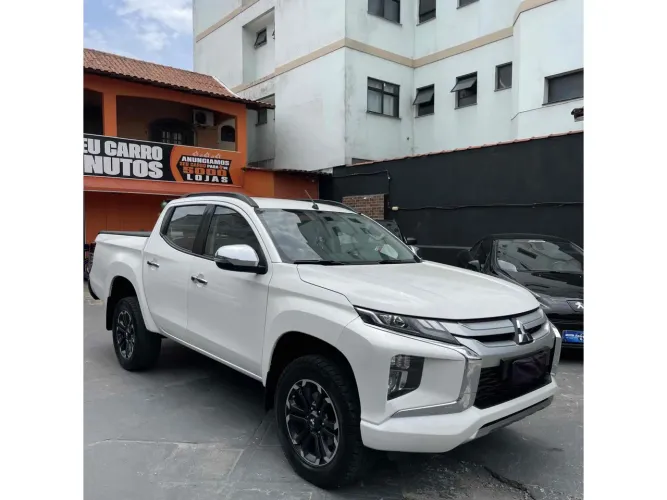Mitsubishi L200 Triton Sport HPE 2.4 CD Diesel Aut. 2023