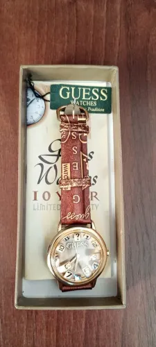 Relógio GUESS NOVO ( acompanha bateria )