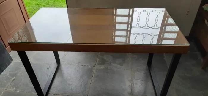 Mesa madeira madeira maciça com vidro sala jantar escritorio setup gamer