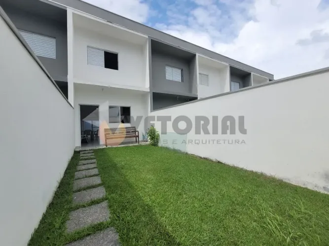 Sobrado com 2 dormitórios à venda, 59 m² por R$ 390.000,00 - Golfinho - Caraguatatuba/SP