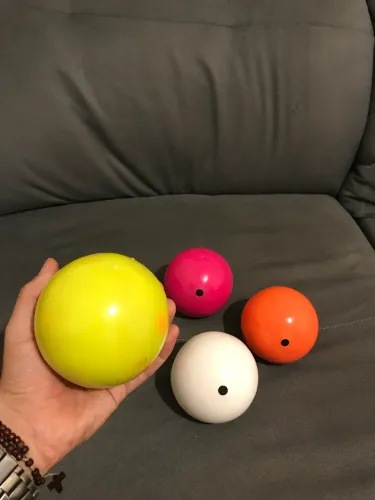 4 bolas de malabares