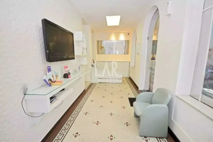 Casa Comercial à venda, 5 quartos, 1 suíte, 10 vagas, Funcionários - Belo Horizonte/MG