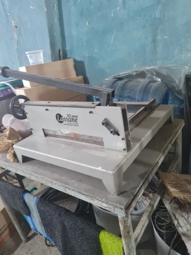Guilhotina de papel Lassane