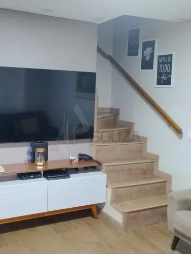 Casa a venda em Condomínio Horto Florestal 90 m² 2 quartos, cozinha planejada, vaga