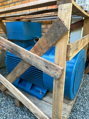 Motor 400cv elétrico Siemens p/ picador, triturador