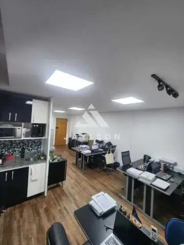 Sala : / Comercial / Vila Valqueire