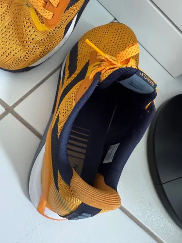 Tênis Reebok Nano X1 - Amarelo e Preto