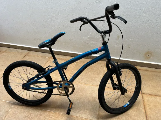 Bicicleta infantil aro 20 Houston BMX