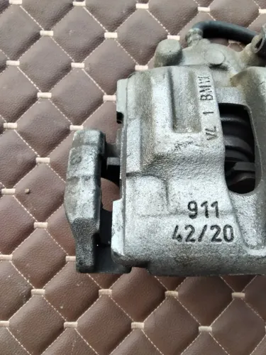 Pinça de freio BMW xi1 2012