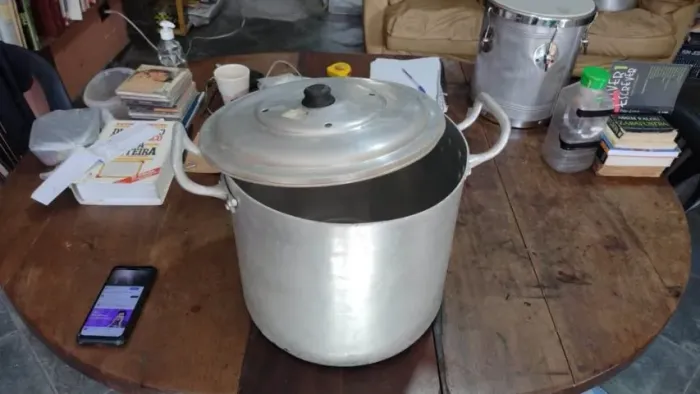 Panela- Caldeirão OFERTA! 27,6 litros com tampa