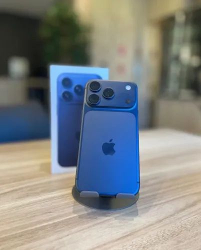 iPhone 17 Pro 256GB Azul - Seminovo