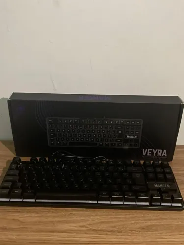 Teclado Gamer com LED Rainbow Mancer Veyra -- Novo na Caixa