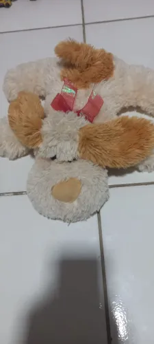 Cachorro de pelúcia