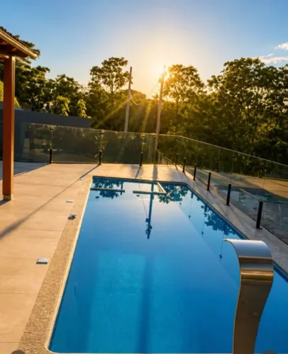 Piscina com Spa nas medidas 6.00 x 2.50 x 1.40 . Piscina para família toda!
