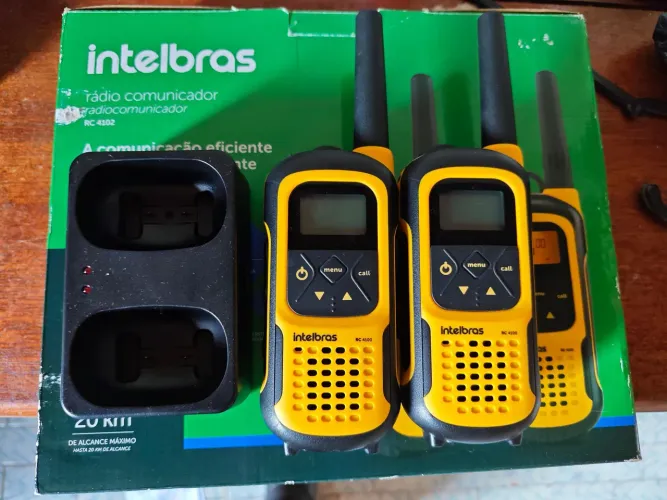 Vendo Rádio comunicador