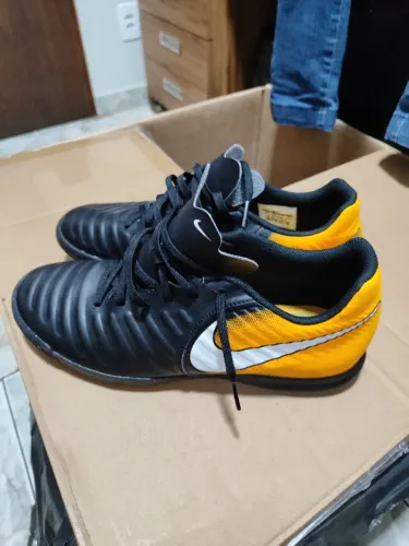 Chuteira Nike TiempoX Futsal - 40, como nova, Ótima oportunidade