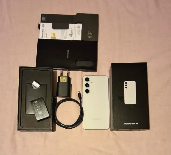 S24 FE 128GB Cinza, Carregador Original, Acessórios e Caixa