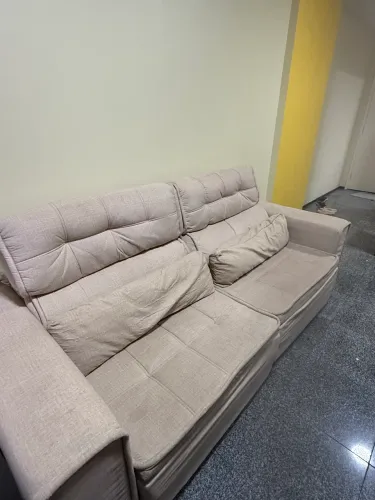 Sofá retrátil grande 
