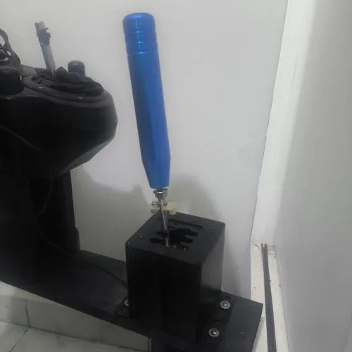 Volante logitech + câmbio H Gear Shift