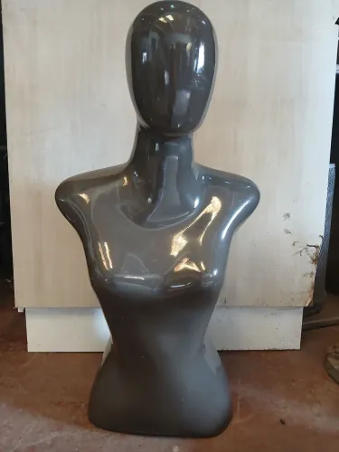 Manequins