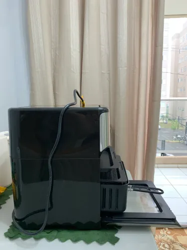 Air Fryer Oven Mondial 127V - Apenas 3 meses de uso