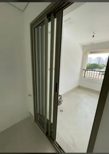 Porta Balcão 3 folhas - Bronze - 1.26 L