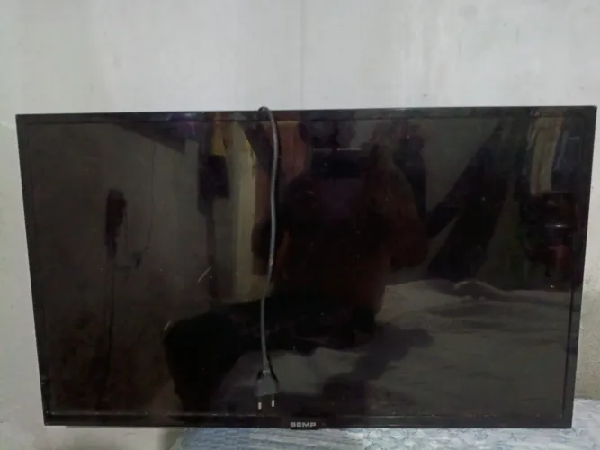 Vendo tv 32 tela quebrada