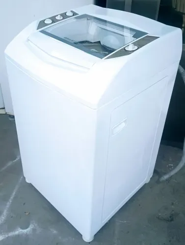 VENDO UMA MÁQUINA DE LAVAR ROUPA BRASTEMP TOTAL 9