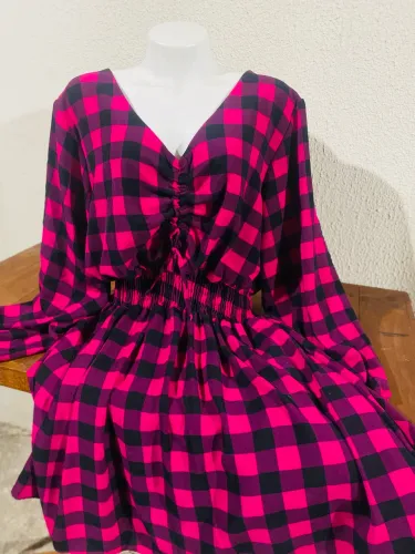 Vestido xadrez Plus Size