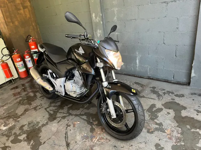 Honda CB 300R 2014