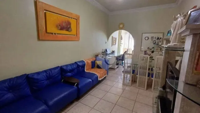 Excelente apartamento! 2 quartos , andar alto, indevassável, claro, arejado - em frente ao