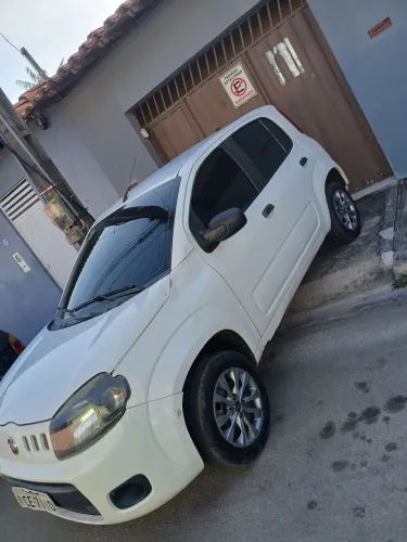 Fiat Uno Vivace Celeb. 1.0 EVO F.flex 8V 5P 2016