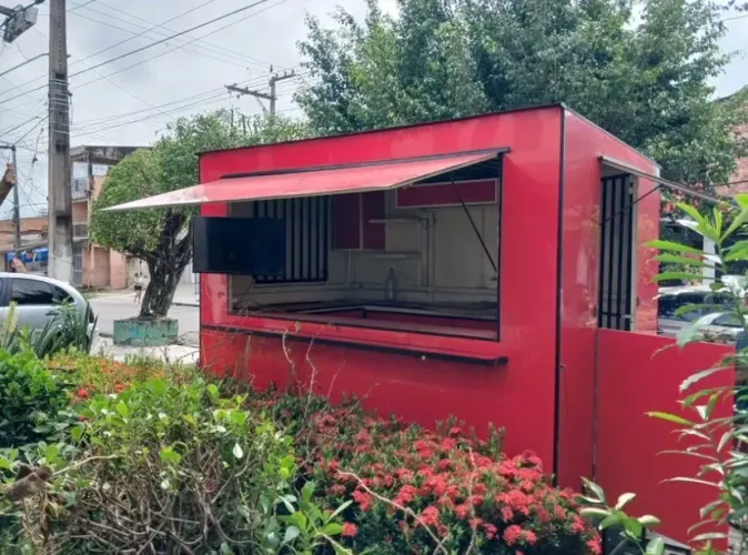 Food truck (trailer)