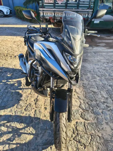 Honda NC 750x 2025