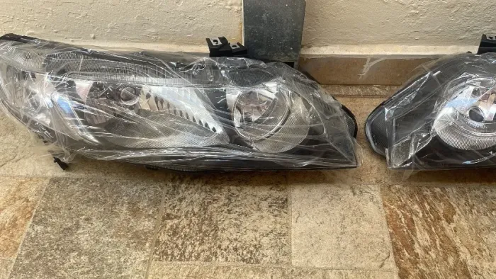 Par de farol dianteiro do Honda civic 2008a2011