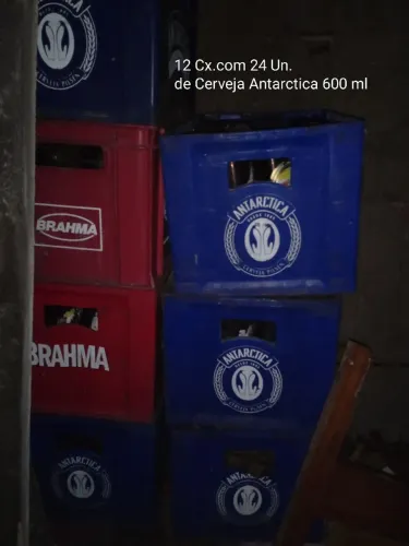 Garrafas de Refrigerante e Cerveja