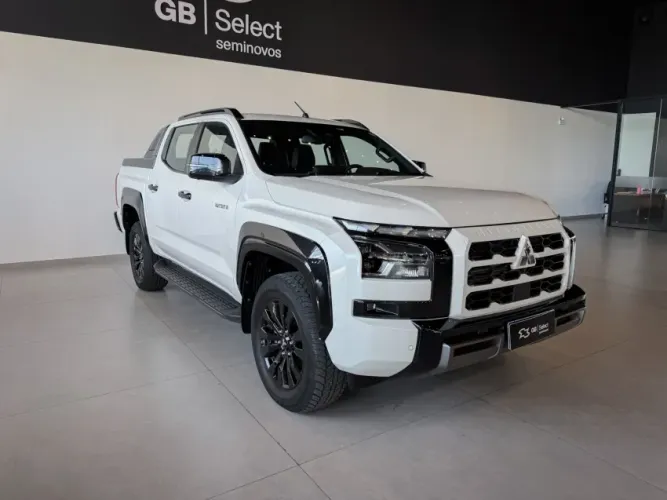 Mitsubishi TRITON Katana 2.4 CD 4X4 TB Diesel Aut. 2026