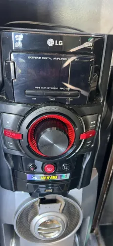 Som LG com caixas da Sony