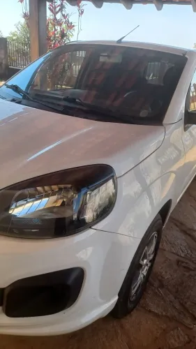 Fiat Uno Attractive 1.0 EVO Fire Flex 8V 5P 2020
