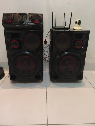 Som LG CJ98 2700RMS