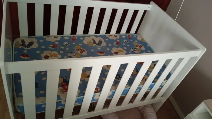 Berço novo com rodinhas