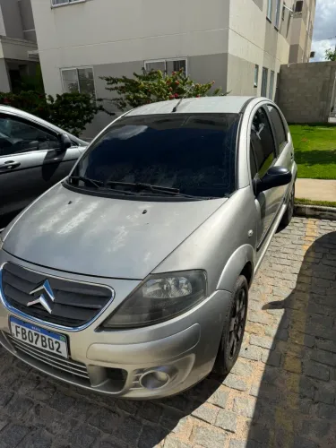 Citroen C3 GLX 1.4/ GLX Sonora 1.4 Flex 8V 5P 2012
