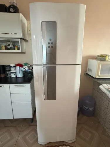 GELADEIRA ELECTROLUX SEMINOVA