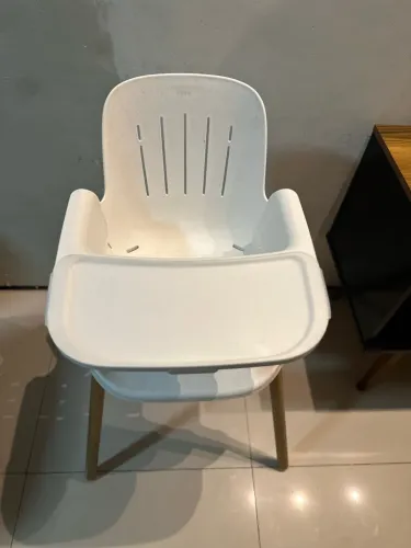 Cadeirinha de alimentação para bebês