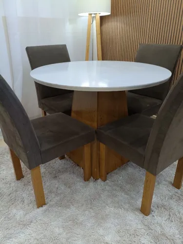 Mesa 4 cadeira